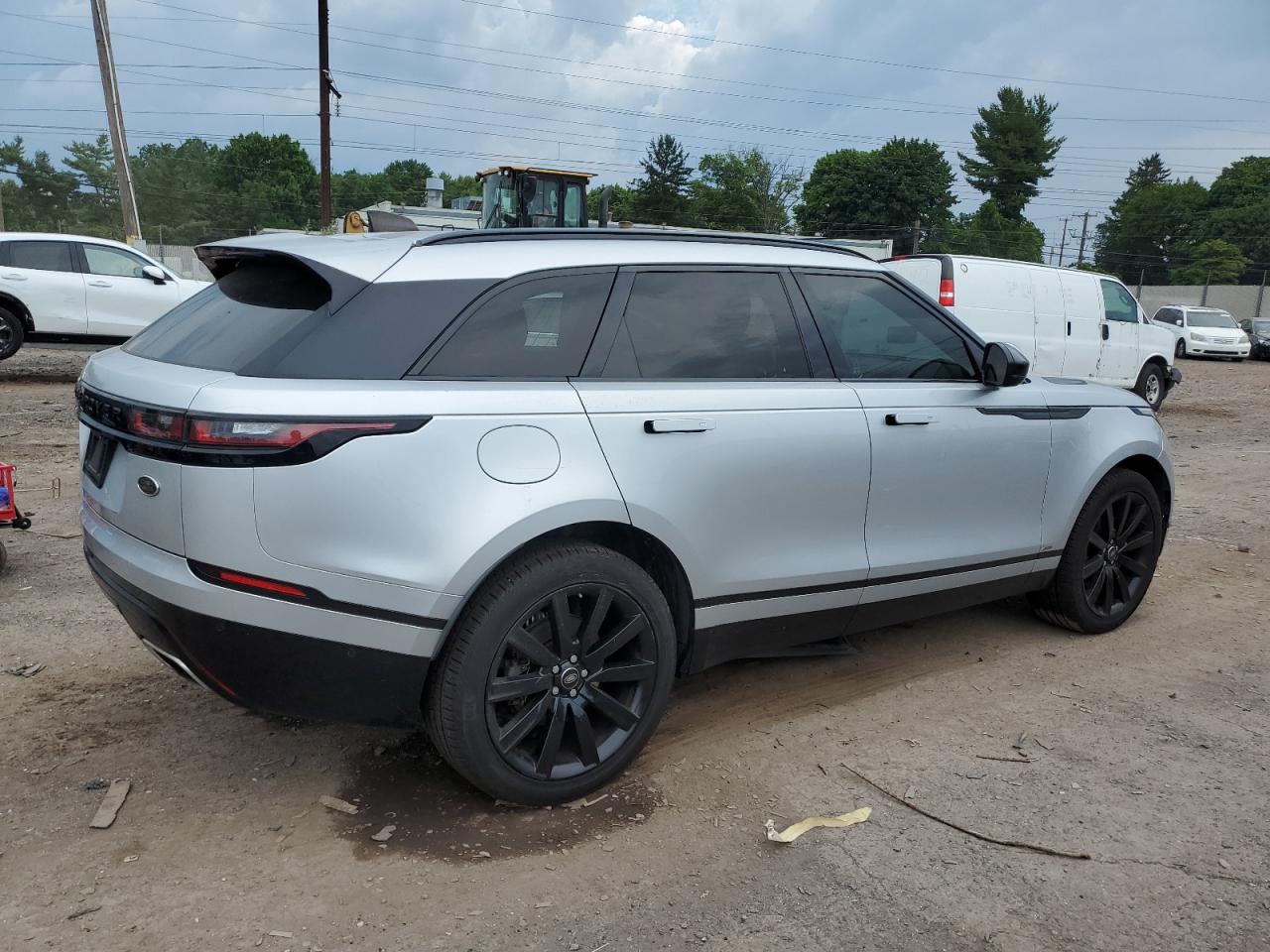 Автомобиль LAND ROVER RANGE ROVER VELAR R-DYNAMIC SE 2019 | GrandCar Автомобиль LAND ROVER RANGE ROVER VELAR R-DYNAMIC SE 2019 | GrandCar