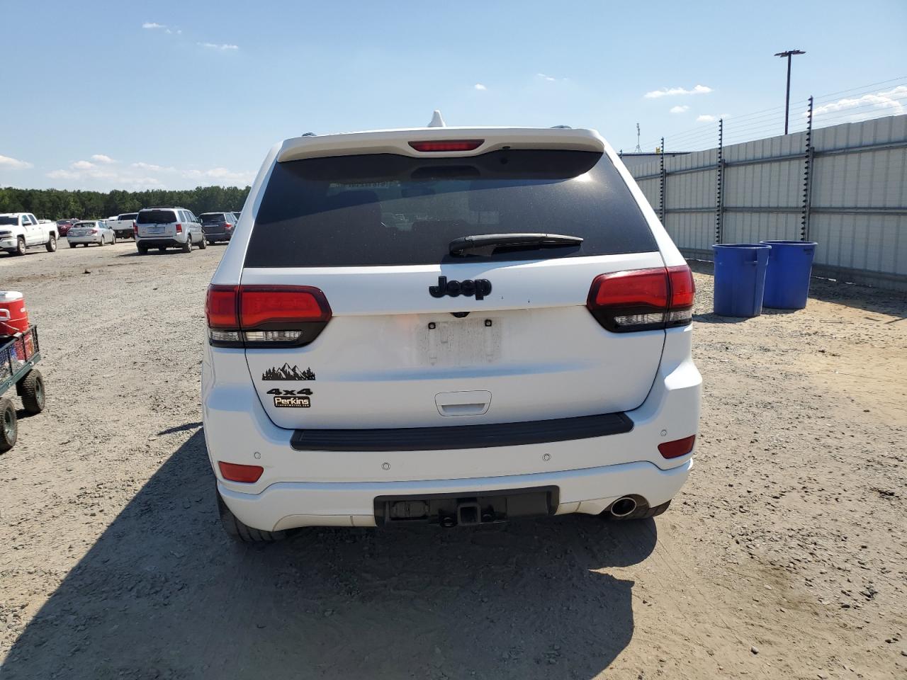 Автомобиль JEEP GRAND CHEROKEE LAREDO 2020 | GrandCar Автомобиль JEEP GRAND CHEROKEE LAREDO 2020 | GrandCar