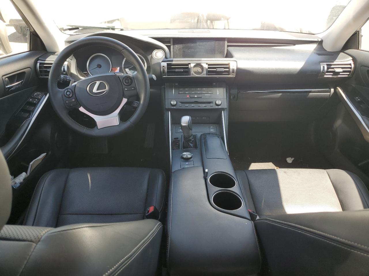 Автомобиль LEXUS IS 250 2015 | GrandCar Автомобиль LEXUS IS 250 2015 | GrandCar
