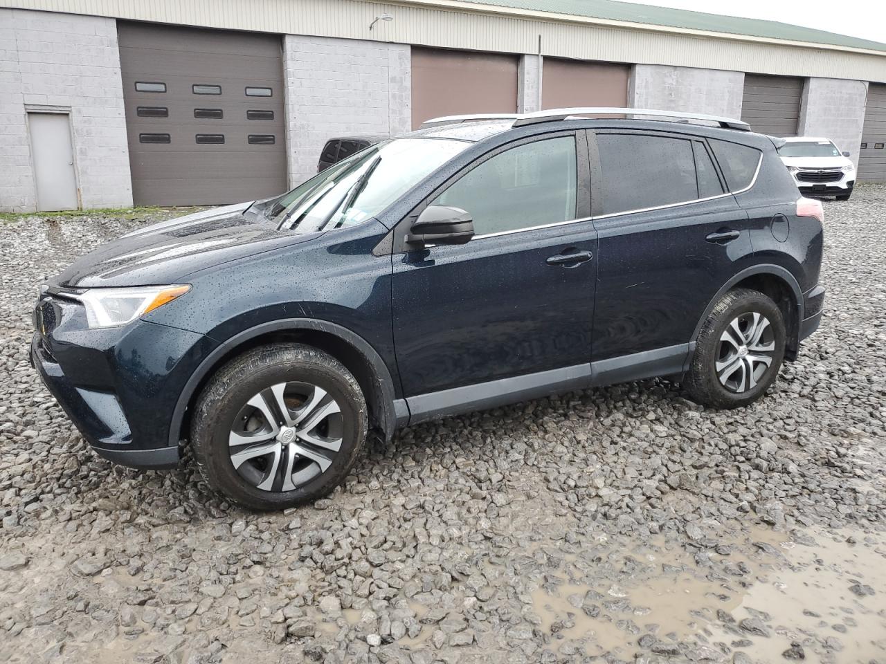 Автомобиль TOYOTA RAV4 LE 2018 | GrandCar