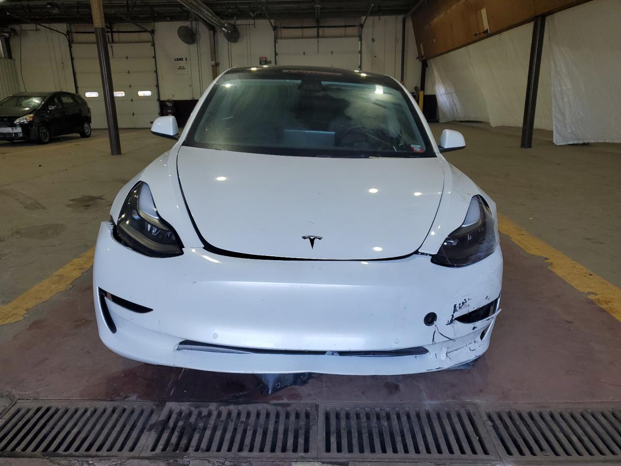 Автомобиль TESLA MODEL 3 2022 | GrandCar Автомобиль TESLA MODEL 3 2022 | GrandCar