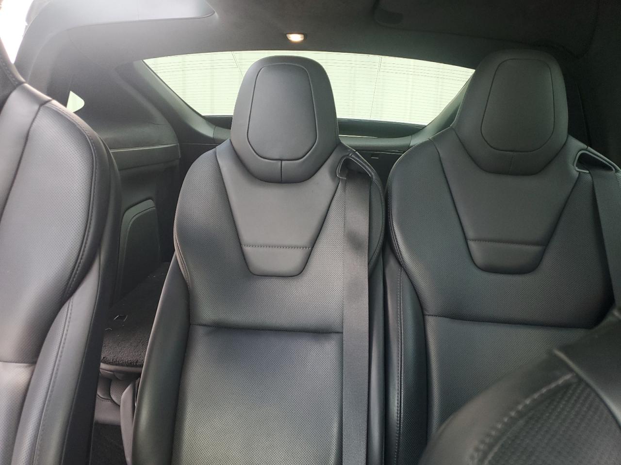 Автомобіль TESLA MODEL X 2016 | GrandCar Автомобіль TESLA MODEL X 2016 | GrandCar