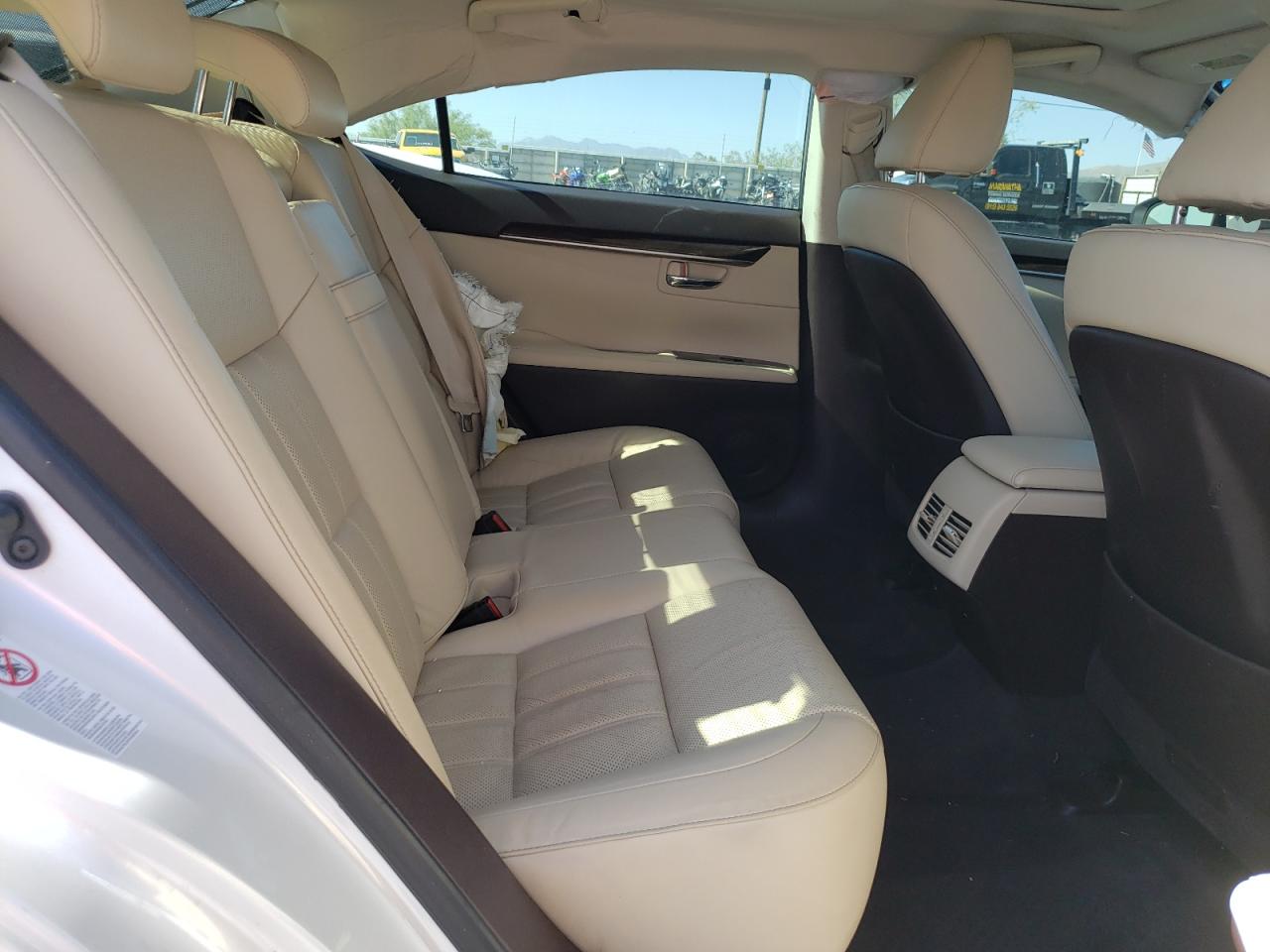 Автомобіль LEXUS ES 350 2016 | GrandCar Автомобіль LEXUS ES 350 2016 | GrandCar