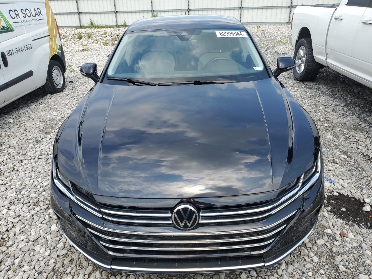 Автомобиль VOLKSWAGEN ARTEON SE 2021 | GrandCar Автомобиль VOLKSWAGEN ARTEON SE 2021 | GrandCar