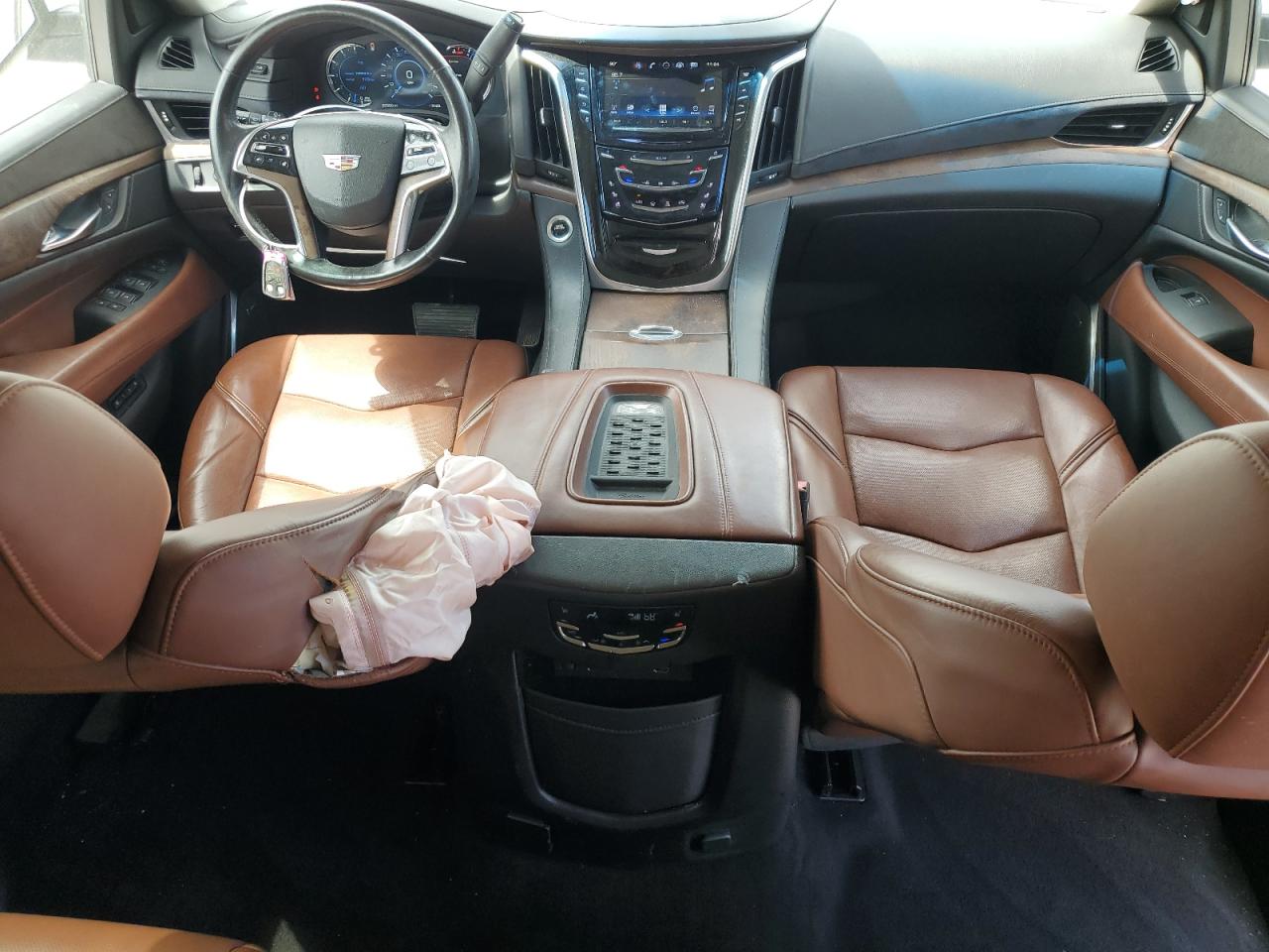 Автомобиль CADILLAC ESCALADE PREMIUM LUXURY 2017 | GrandCar Автомобиль CADILLAC ESCALADE PREMIUM LUXURY 2017 | GrandCar