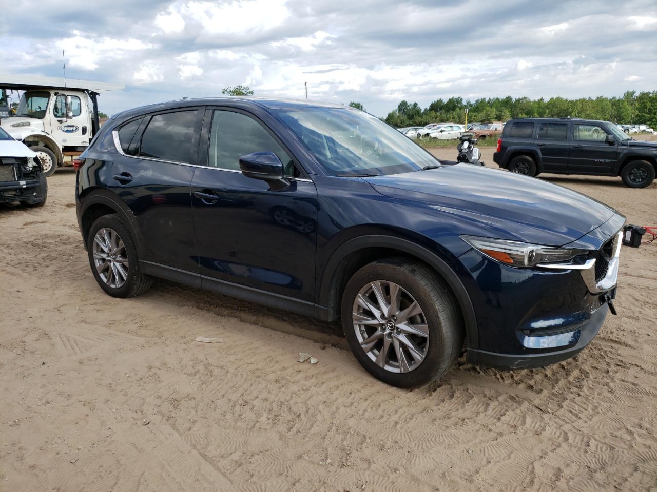 Автомобиль MAZDA CX-5 GRAND TOURING RESERVE 2019 | GrandCar Автомобиль MAZDA CX-5 GRAND TOURING RESERVE 2019 | GrandCar