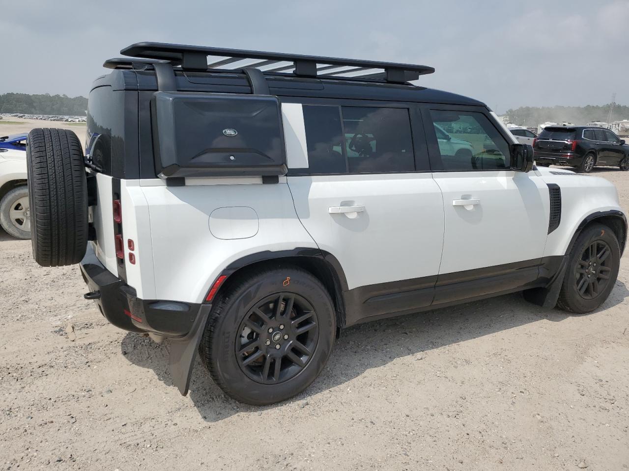 Автомобиль LAND ROVER DEFENDER 110 X-DYNAMIC SE 2024 | GrandCar Автомобиль LAND ROVER DEFENDER 110 X-DYNAMIC SE 2024 | GrandCar