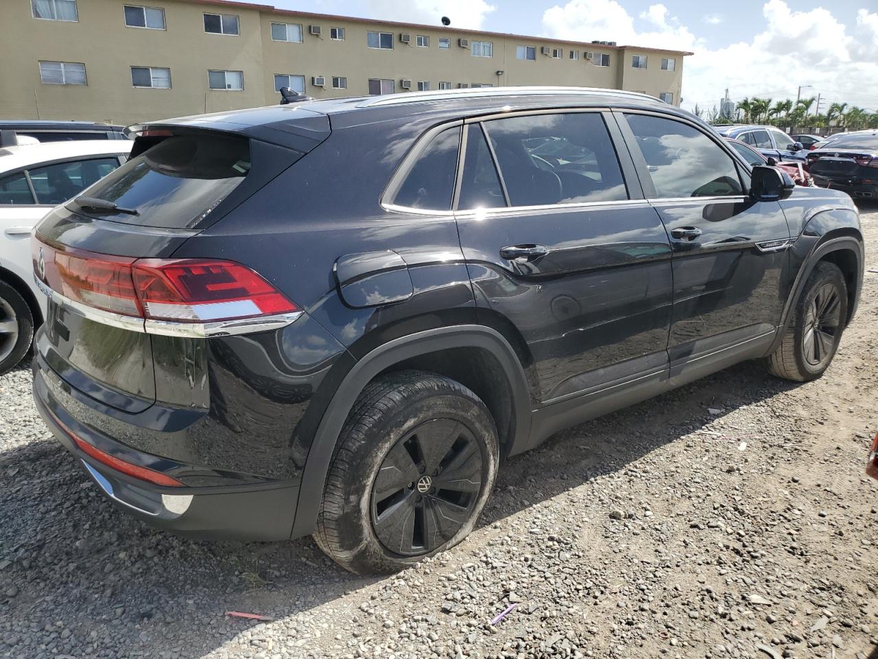 Автомобиль VOLKSWAGEN ATLAS CROSS SPORT SE 2024 | GrandCar Автомобиль VOLKSWAGEN ATLAS CROSS SPORT SE 2024 | GrandCar
