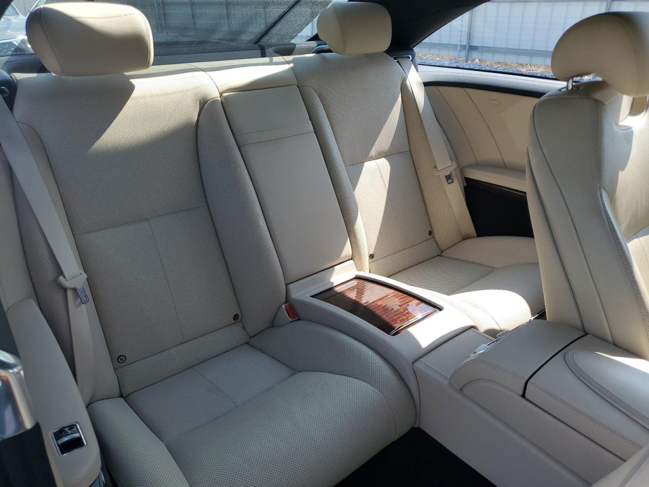Автомобиль MERCEDES-BENZ CL 550 4MATIC 2012 | GrandCar Автомобиль MERCEDES-BENZ CL 550 4MATIC 2012 | GrandCar