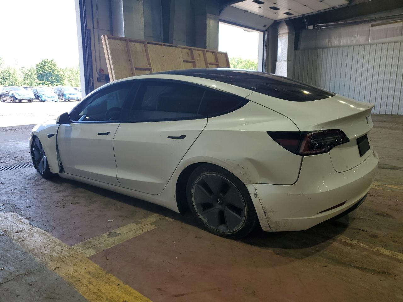 Автомобиль TESLA MODEL 3 2022 | GrandCar Автомобиль TESLA MODEL 3 2022 | GrandCar