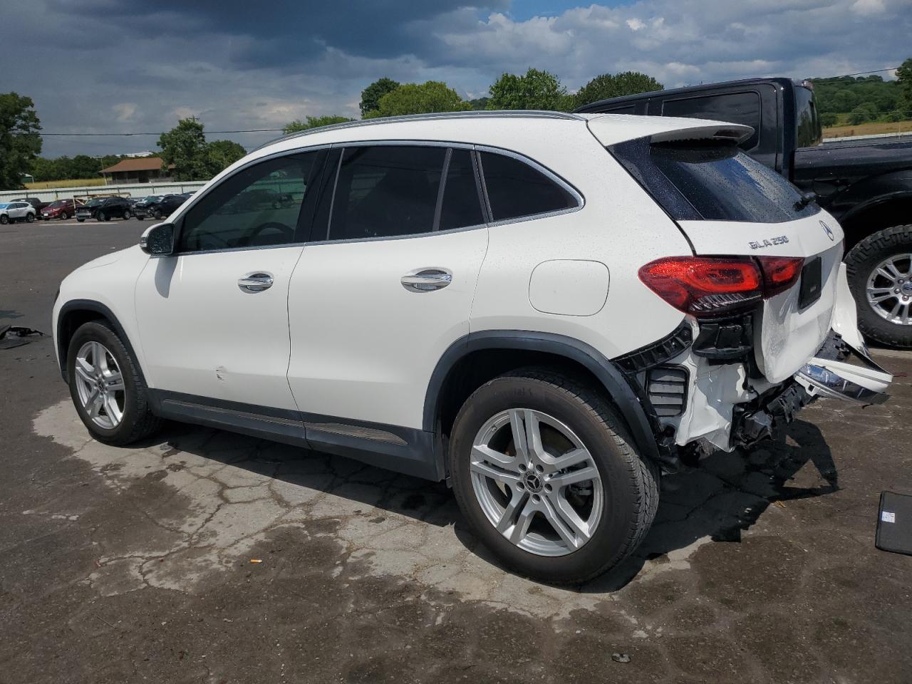 Автомобиль MERCEDES-BENZ GLA 250 2021 | GrandCar Автомобиль MERCEDES-BENZ GLA 250 2021 | GrandCar