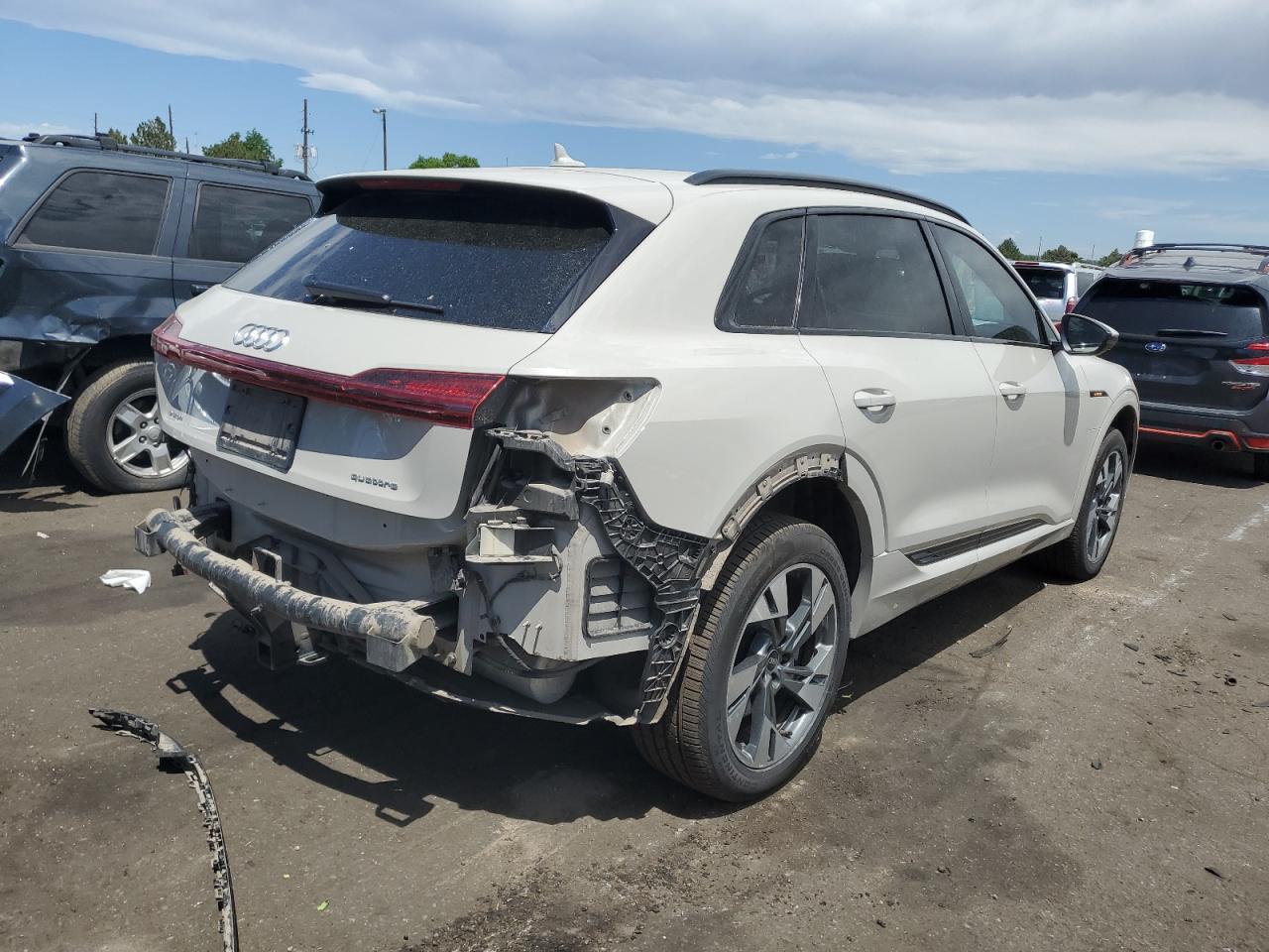 Автомобиль AUDI E-TRON PREMIUM 2021 | GrandCar Автомобиль AUDI E-TRON PREMIUM 2021 | GrandCar
