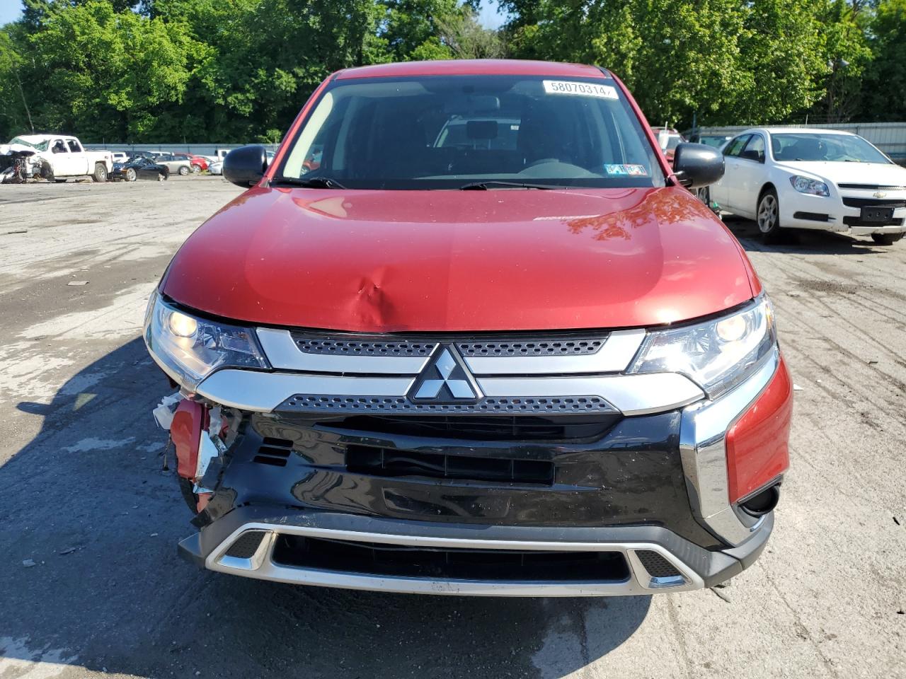 Автомобиль MITSUBISHI OUTLANDER SE 2019 | GrandCar Автомобиль MITSUBISHI OUTLANDER SE 2019 | GrandCar
