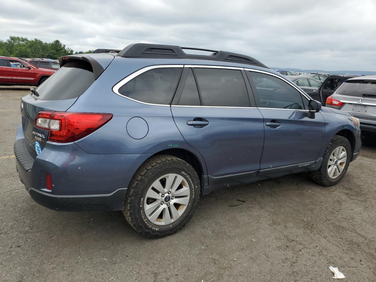 Автомобіль SUBARU OUTBACK PREMIUM 2015 | GrandCar Автомобіль SUBARU OUTBACK PREMIUM 2015 | GrandCar