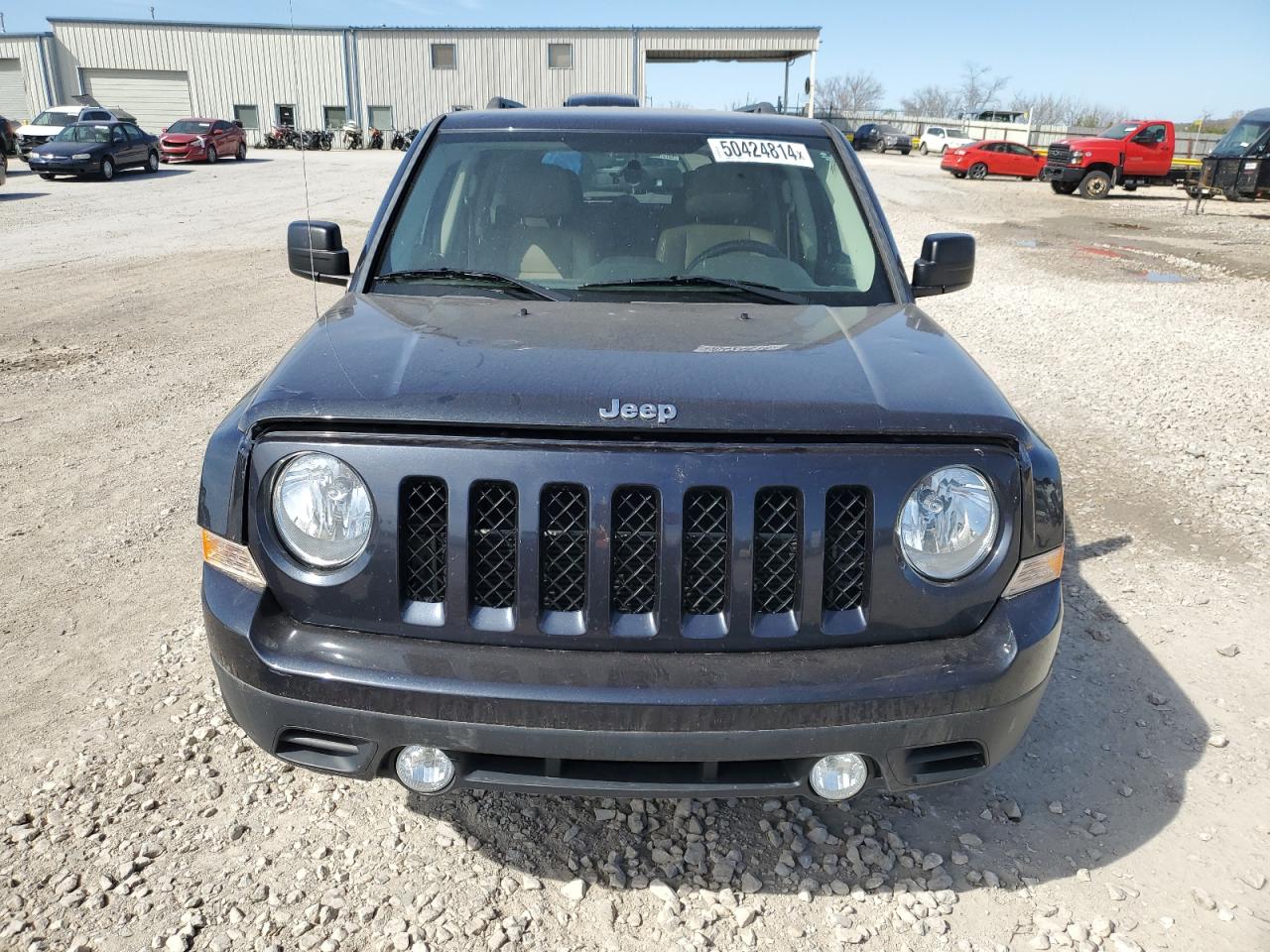 Автомобиль JEEP PATRIOT LATITUDE 2015 | GrandCar Автомобиль JEEP PATRIOT LATITUDE 2015 | GrandCar