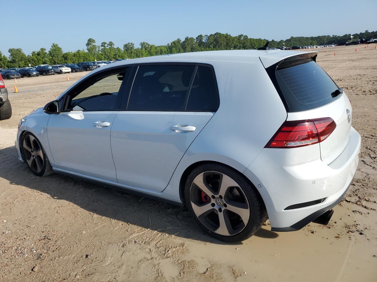 Автомобиль VOLKSWAGEN GTI S 2020 | GrandCar Автомобиль VOLKSWAGEN GTI S 2020 | GrandCar