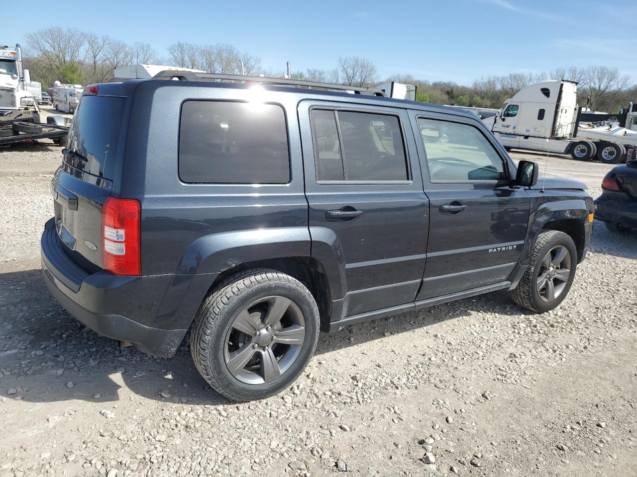 Автомобиль JEEP PATRIOT LATITUDE 2015 | GrandCar Автомобиль JEEP PATRIOT LATITUDE 2015 | GrandCar