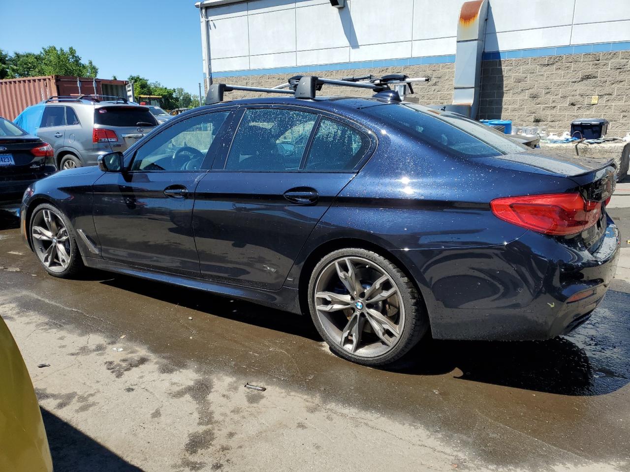 Автомобиль BMW M550XI 2020 | GrandCar Автомобиль BMW M550XI 2020 | GrandCar