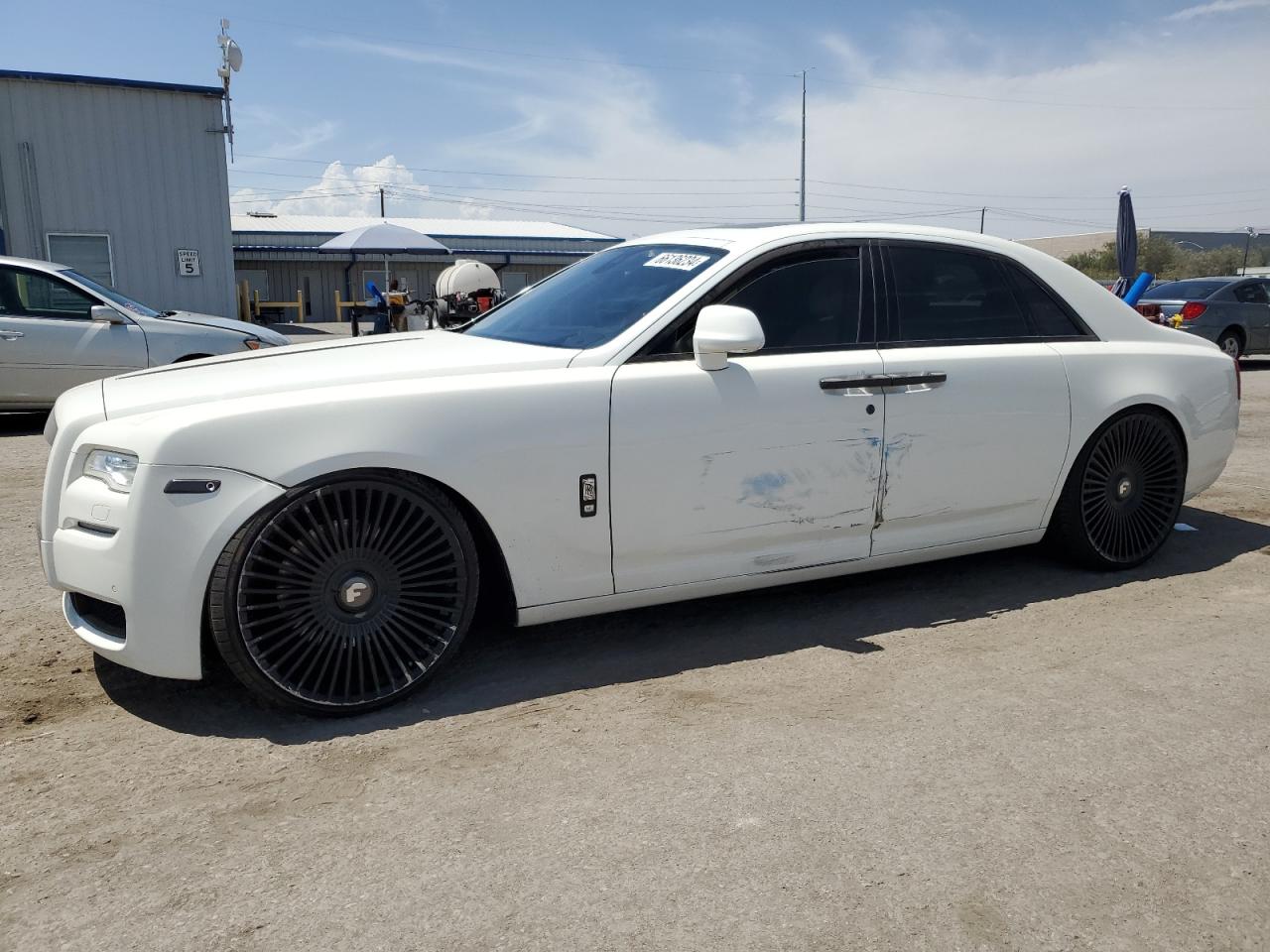 Автомобиль ROLLS-ROYCE GHOST 2015 | GrandCar Автомобиль ROLLS-ROYCE GHOST 2015 | GrandCar