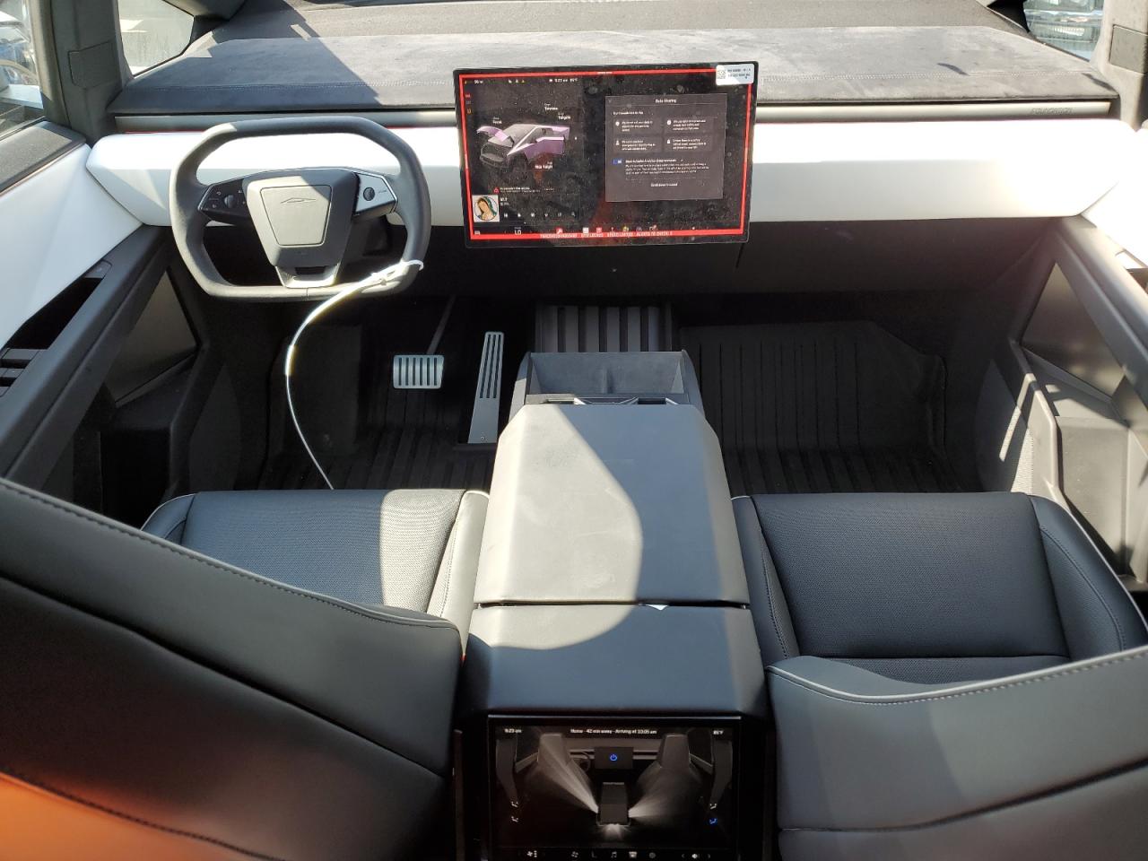 Автомобиль TESLA CYBERTRUCK 2024 | GrandCar Автомобиль TESLA CYBERTRUCK 2024 | GrandCar