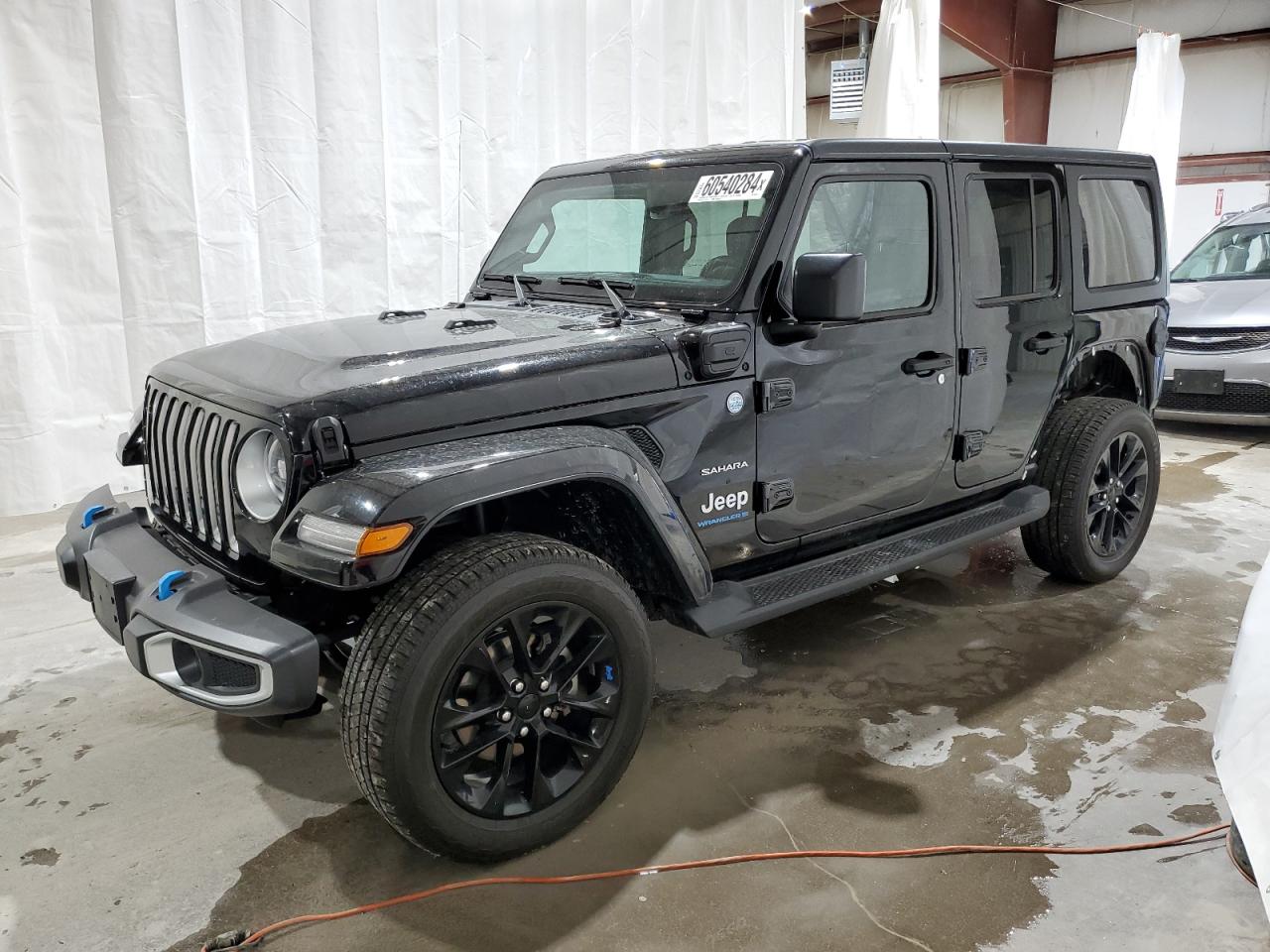 Автомобіль JEEP WRANGLER SAHARA 4XE 2023 | GrandCar