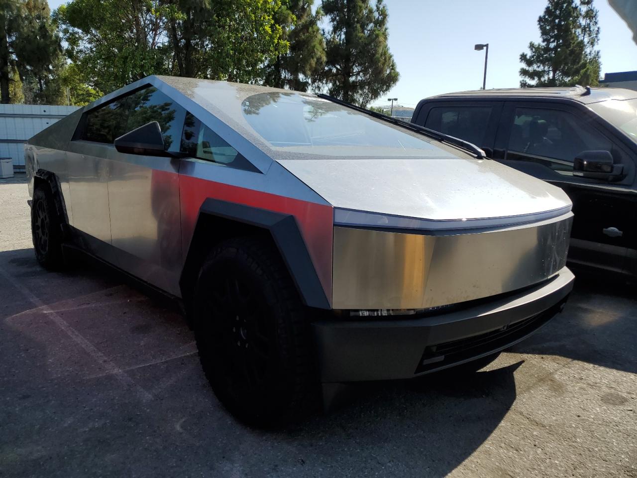 Автомобиль TESLA CYBERTRUCK 2024 | GrandCar Автомобиль TESLA CYBERTRUCK 2024 | GrandCar