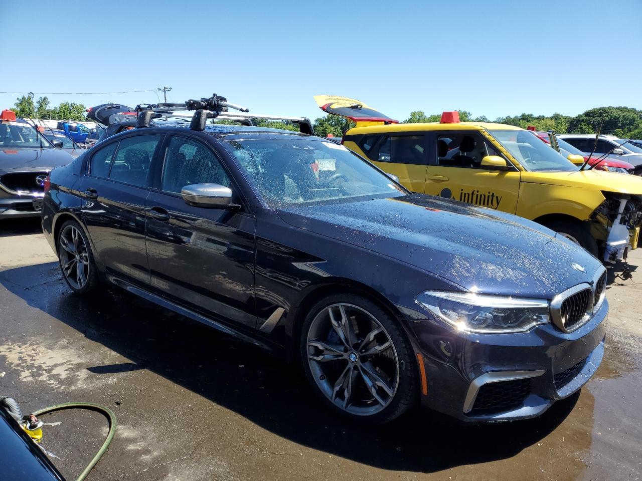Автомобиль BMW M550XI 2020 | GrandCar Автомобиль BMW M550XI 2020 | GrandCar