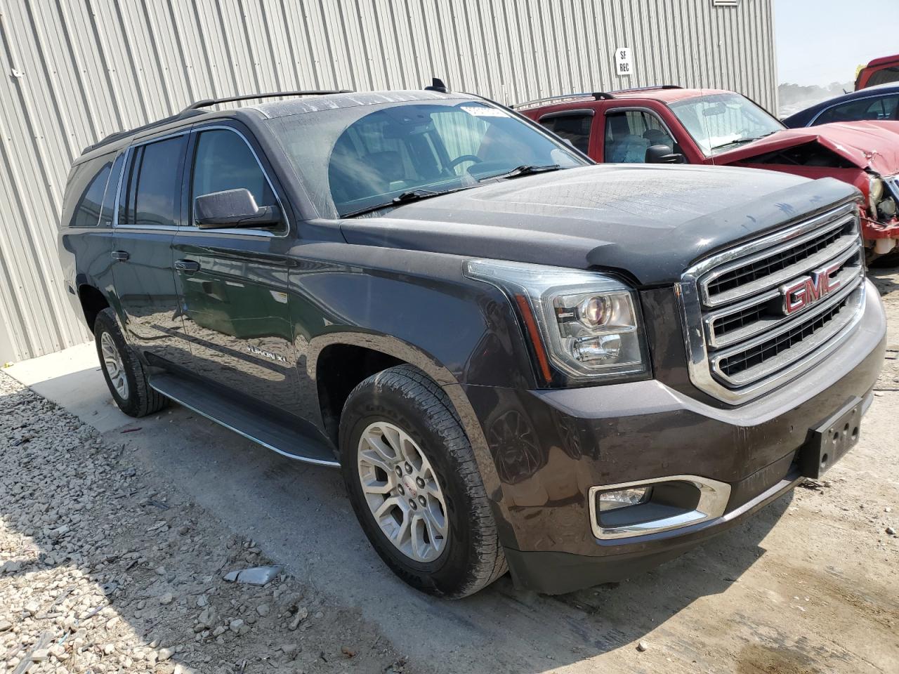 Автомобиль GMC YUKON XL K1500 SLT 2016 | GrandCar Автомобиль GMC YUKON XL K1500 SLT 2016 | GrandCar