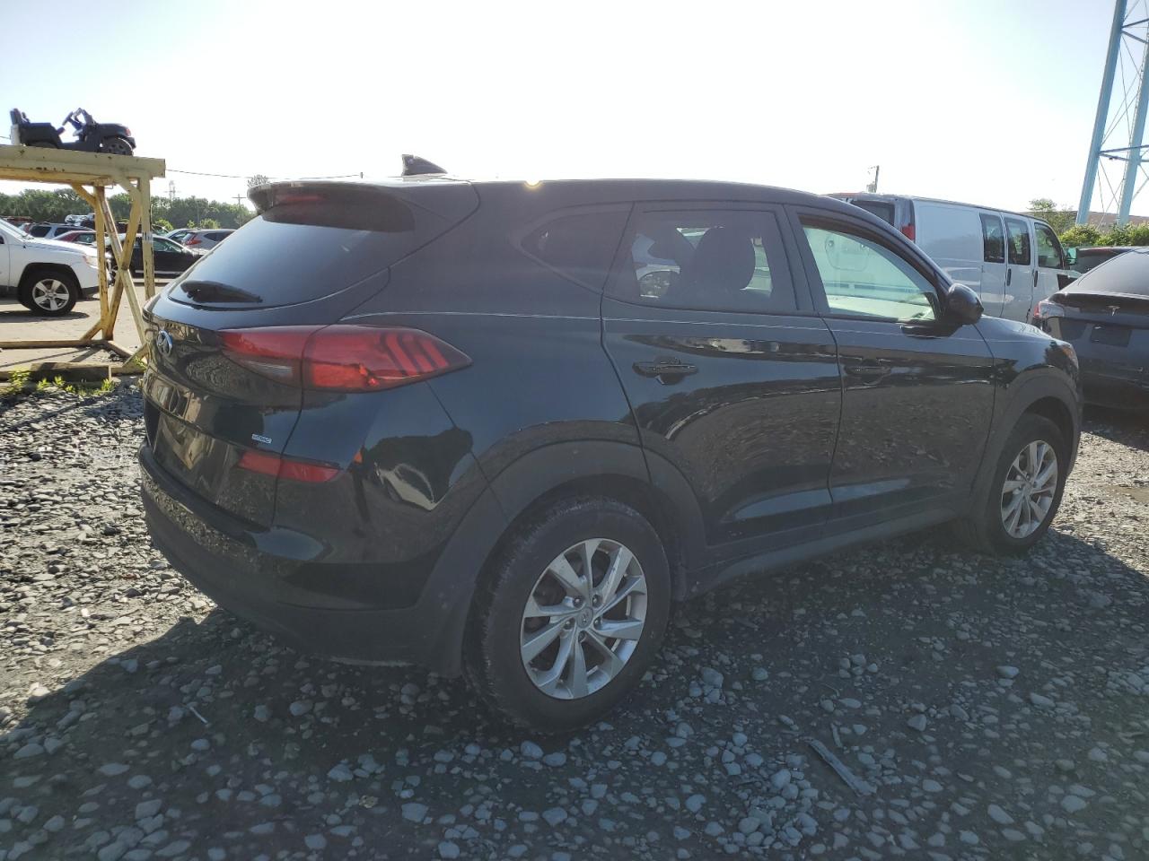 Автомобиль HYUNDAI TUCSON SE 2021 | GrandCar Автомобиль HYUNDAI TUCSON SE 2021 | GrandCar