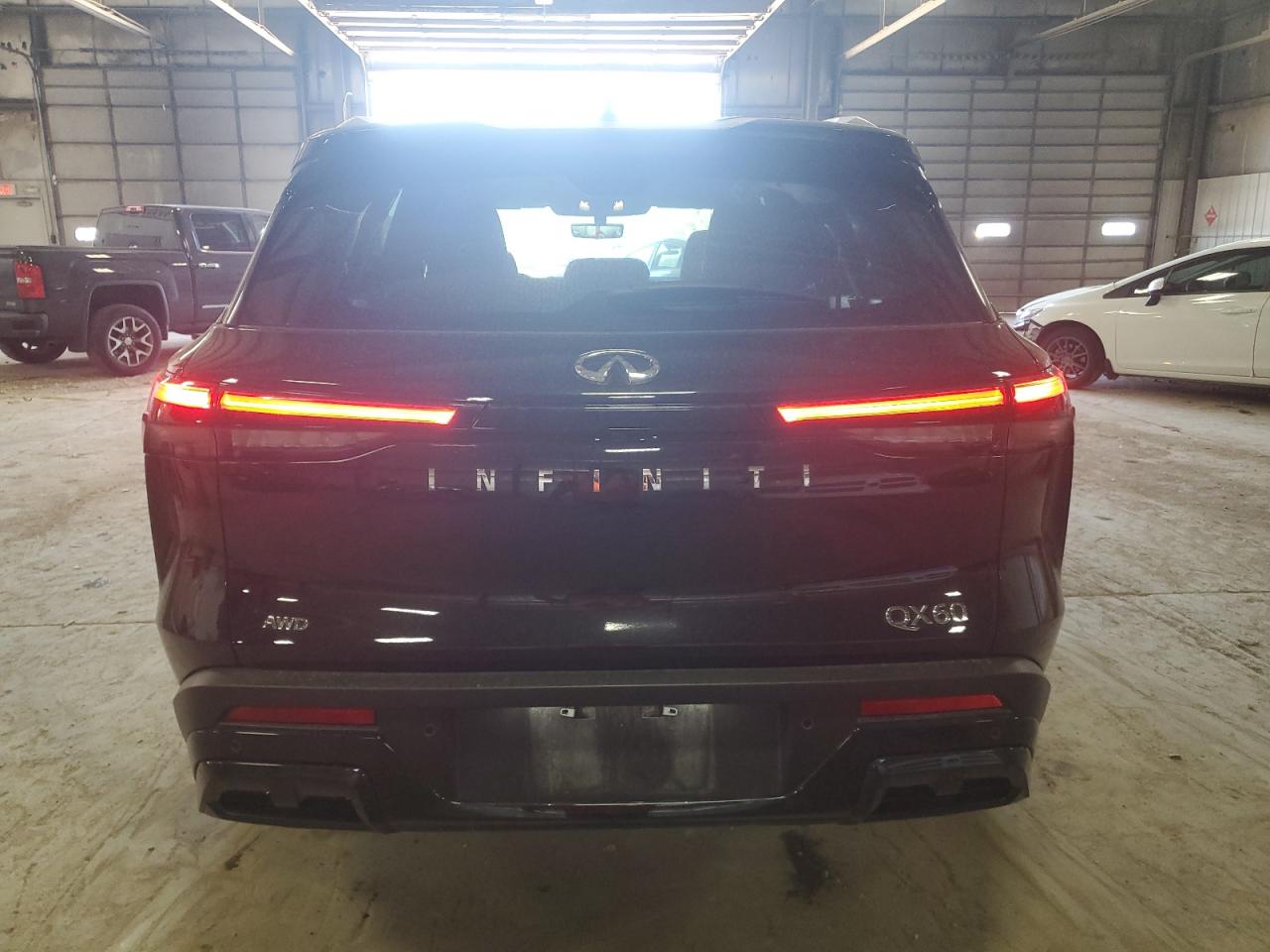 Автомобиль INFINITI QX60 LUXE 2024 | GrandCar Автомобиль INFINITI QX60 LUXE 2024 | GrandCar