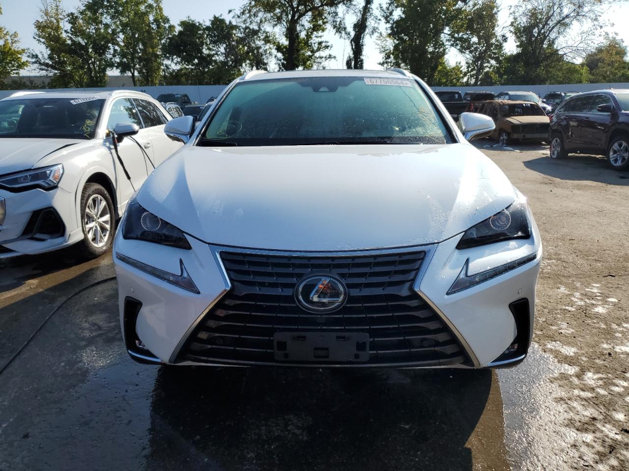 Автомобіль LEXUS NX 300 2020 | GrandCar Автомобіль LEXUS NX 300 2020 | GrandCar