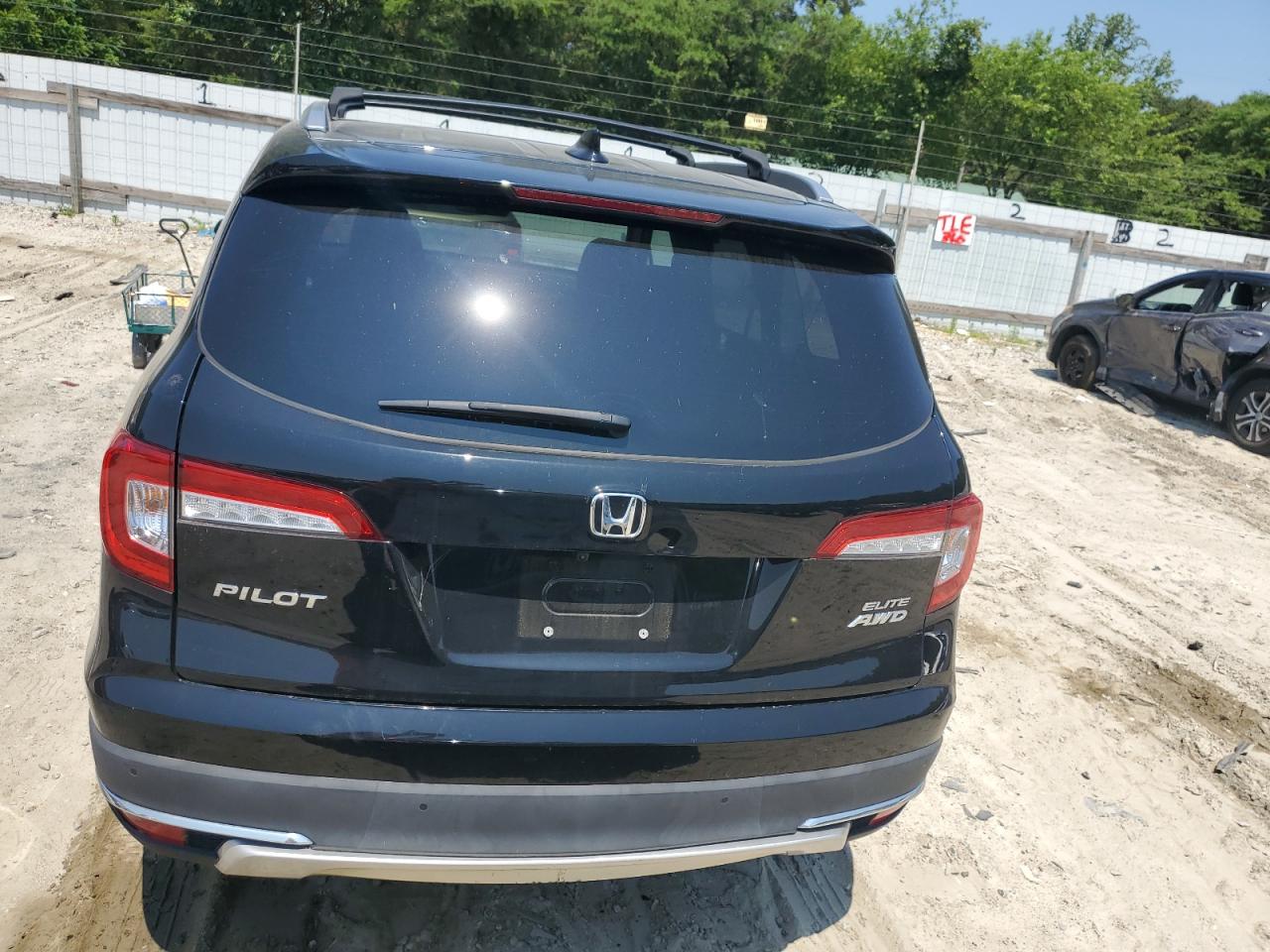 Автомобиль HONDA PILOT ELITE 2020 | GrandCar Автомобиль HONDA PILOT ELITE 2020 | GrandCar