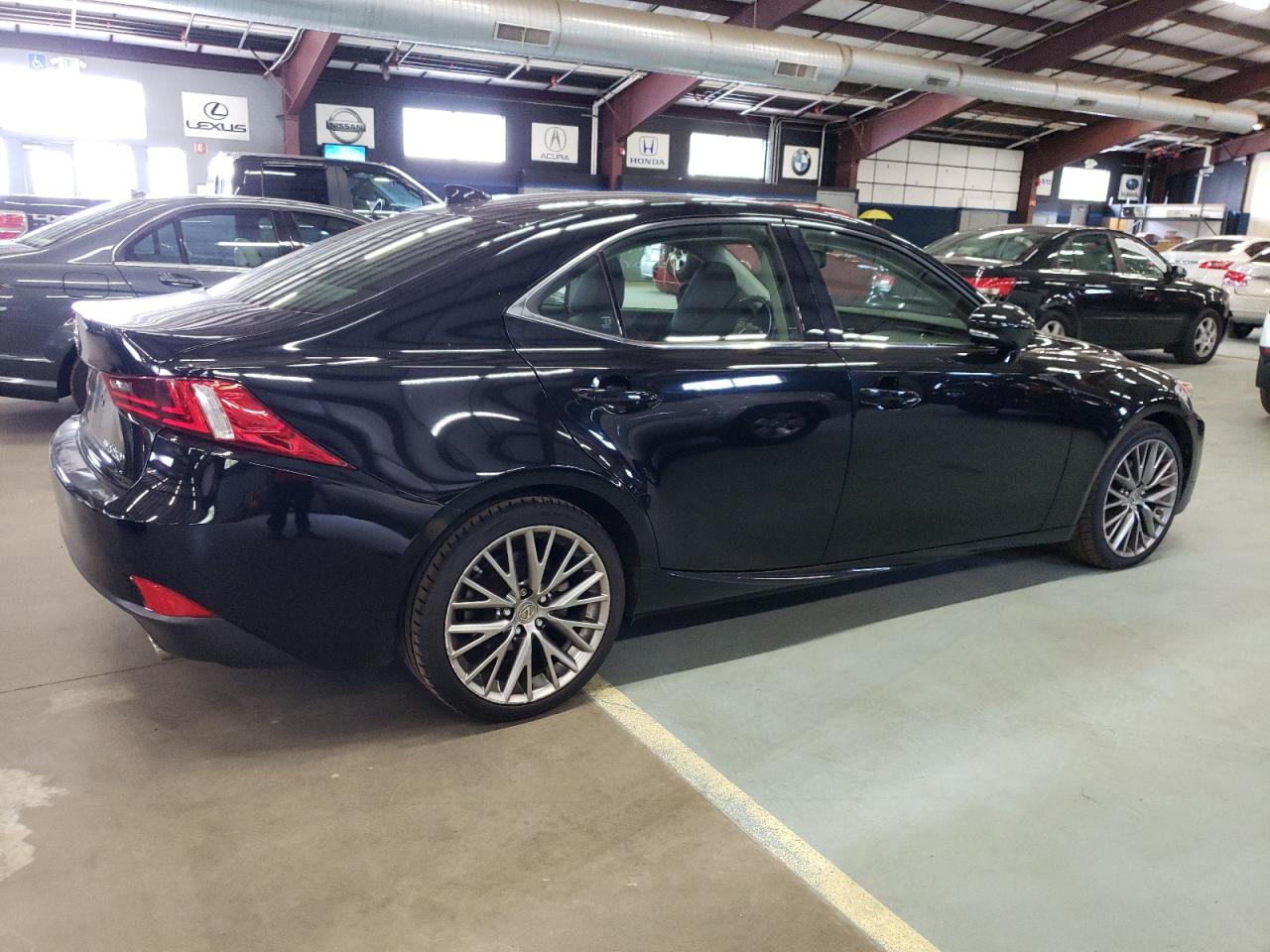 Автомобиль LEXUS IS 250 2014 | GrandCar Автомобиль LEXUS IS 250 2014 | GrandCar