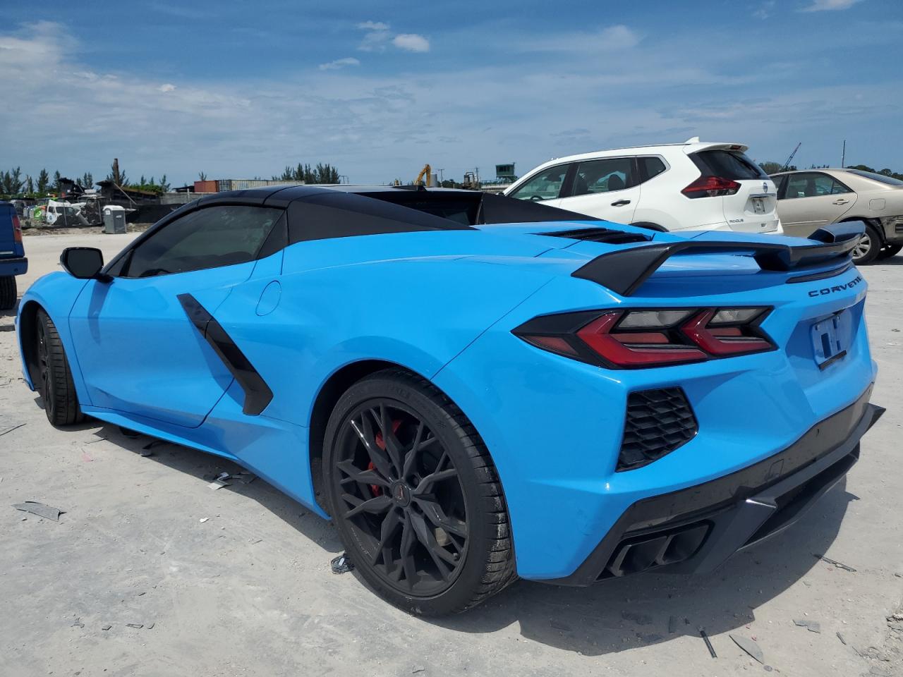 Автомобіль CHEVROLET CORVETTE STINGRAY 3LT 2023 | GrandCar Автомобіль CHEVROLET CORVETTE STINGRAY 3LT 2023 | GrandCar
