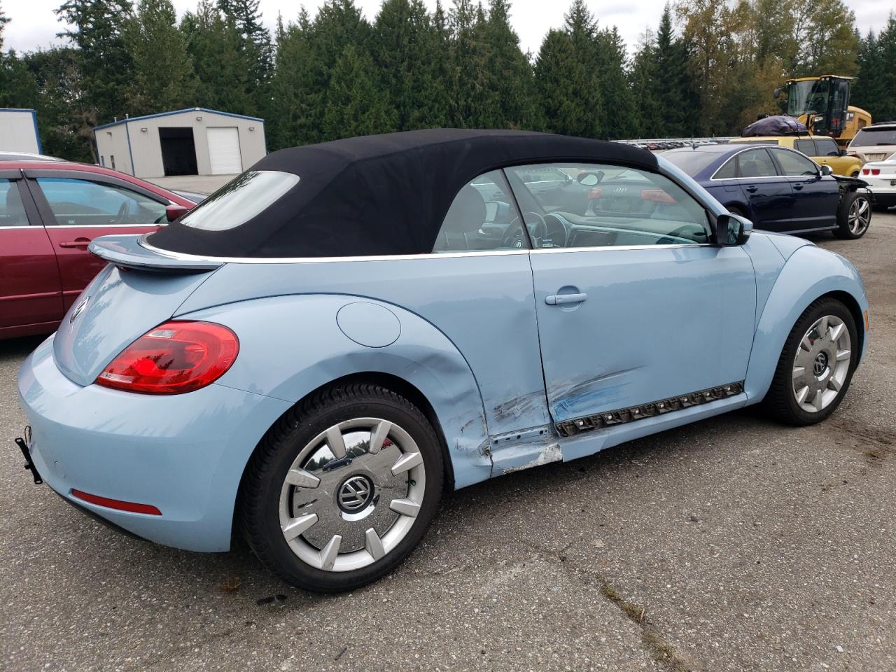 Автомобиль VOLKSWAGEN BEETLE 2014 | GrandCar Автомобиль VOLKSWAGEN BEETLE 2014 | GrandCar