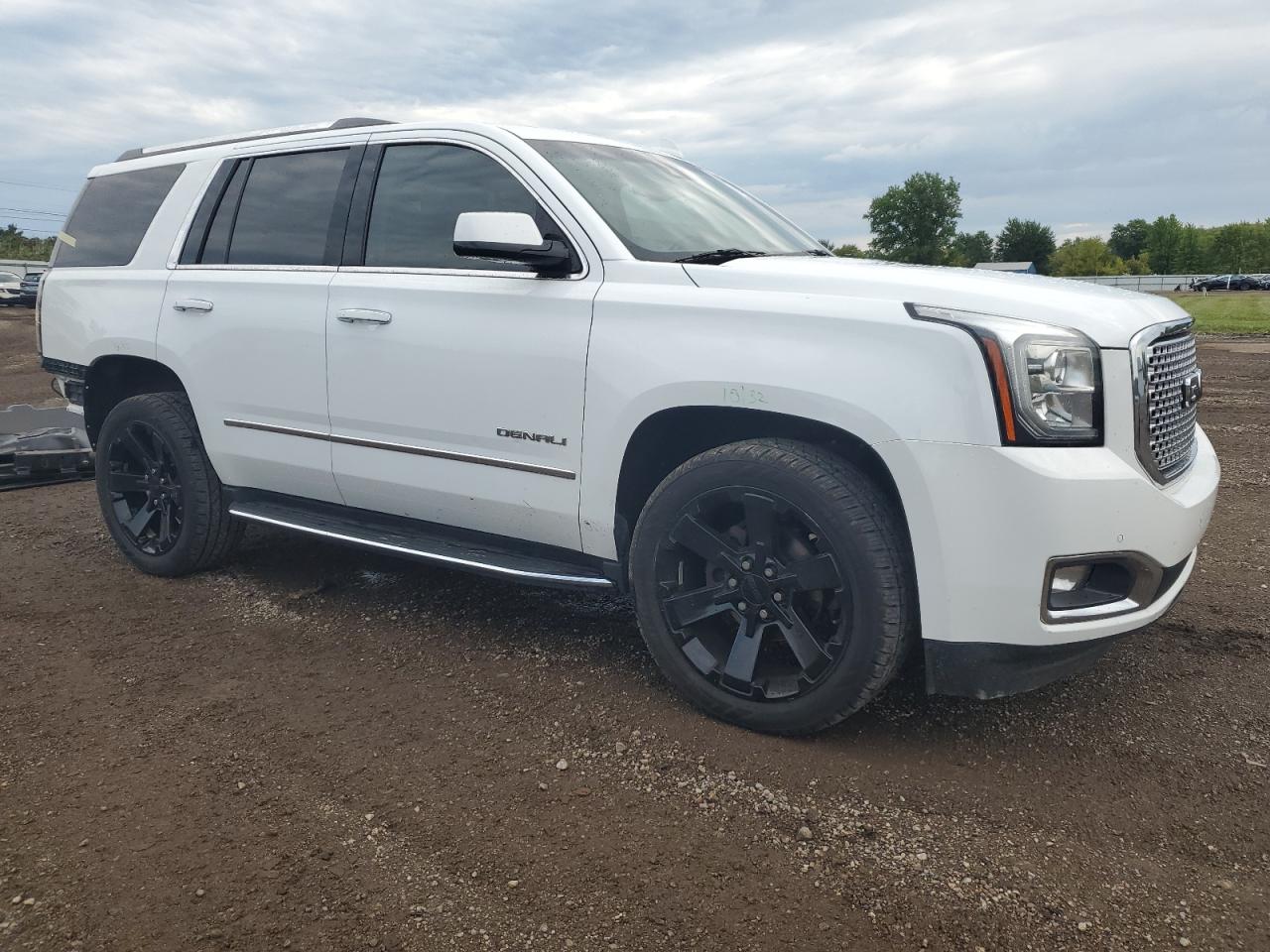Автомобиль GMC YUKON DENALI 2017 | GrandCar Автомобиль GMC YUKON DENALI 2017 | GrandCar