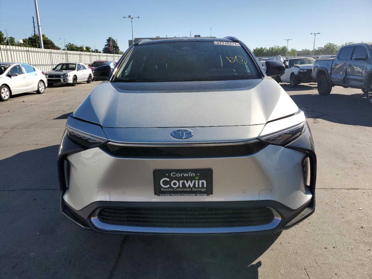 Автомобиль TOYOTA BZ4X XLE 2023 | GrandCar Автомобиль TOYOTA BZ4X XLE 2023 | GrandCar