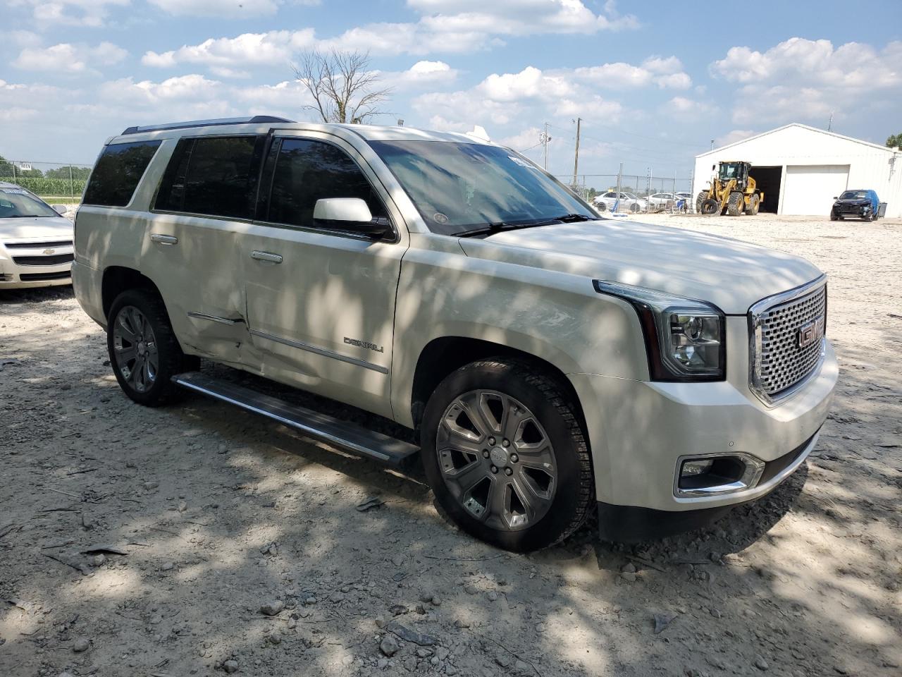 Автомобиль GMC YUKON DENALI 2015 | GrandCar Автомобиль GMC YUKON DENALI 2015 | GrandCar