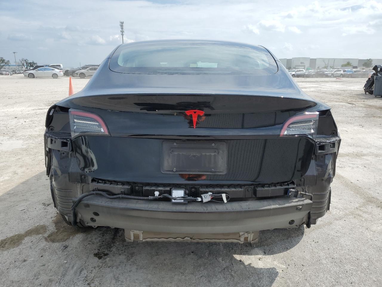 Автомобіль TESLA MODEL 3 2023 | GrandCar Автомобіль TESLA MODEL 3 2023 | GrandCar