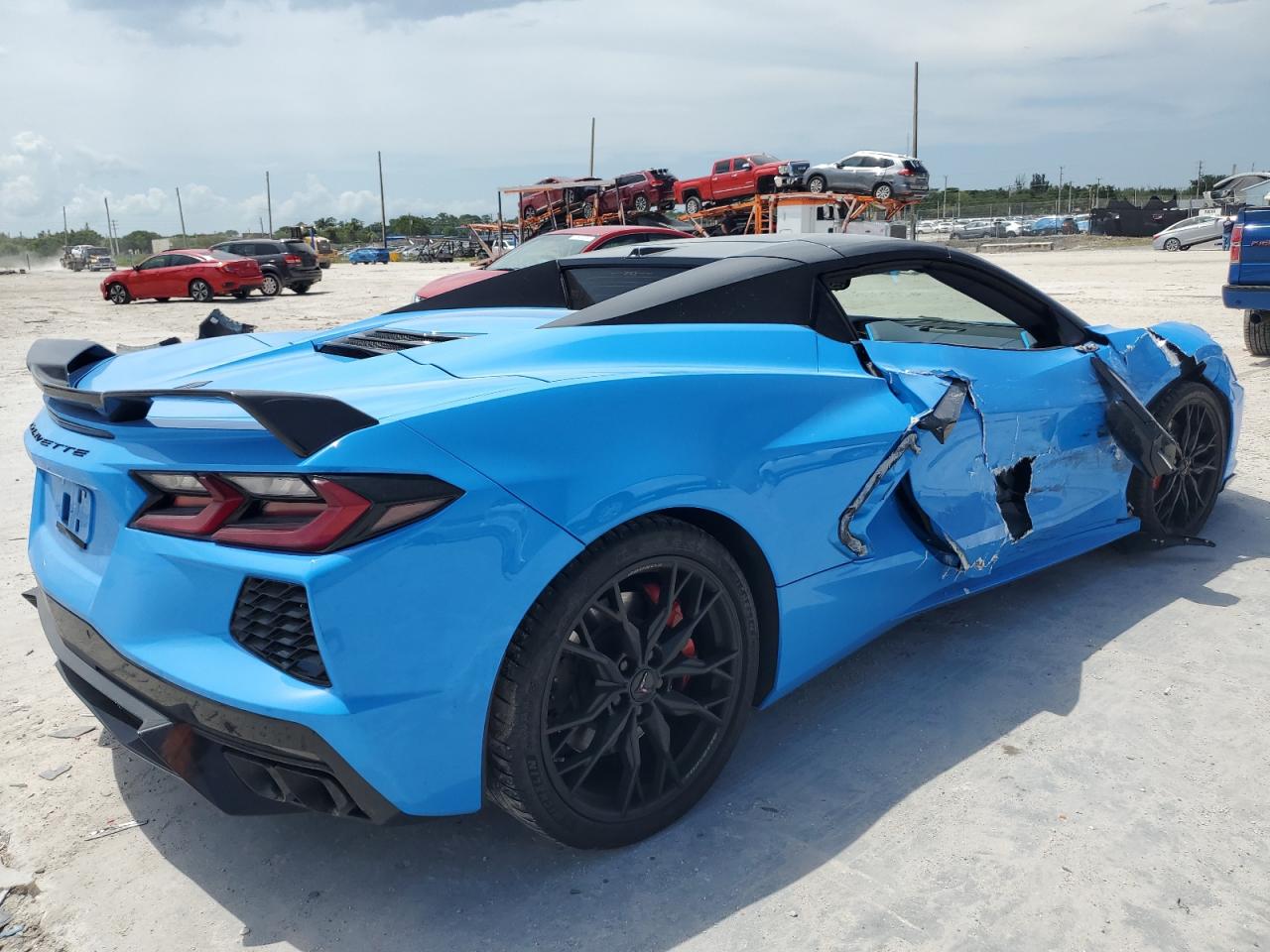 Автомобіль CHEVROLET CORVETTE STINGRAY 3LT 2023 | GrandCar Автомобіль CHEVROLET CORVETTE STINGRAY 3LT 2023 | GrandCar