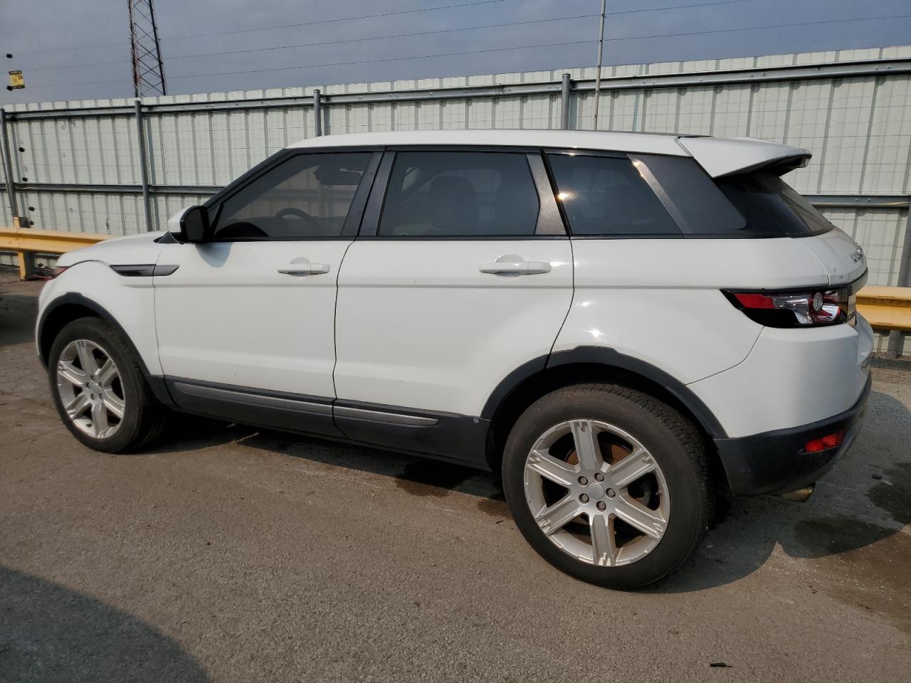 Автомобиль LAND ROVER RANGE ROVER EVOQUE PURE PLUS 2015 | GrandCar Автомобиль LAND ROVER RANGE ROVER EVOQUE PURE PLUS 2015 | GrandCar