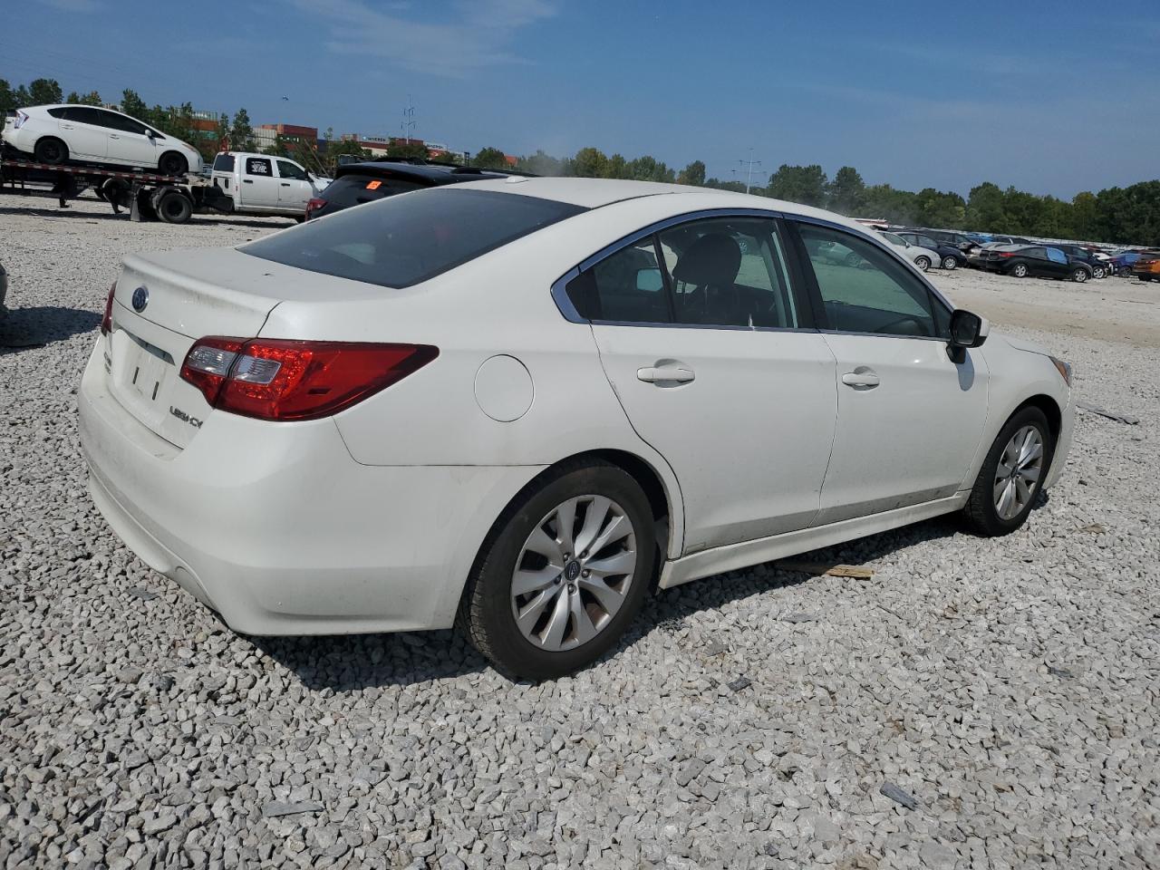 Автомобиль SUBARU LEGACY PREMIUM 2015 | GrandCar Автомобиль SUBARU LEGACY PREMIUM 2015 | GrandCar