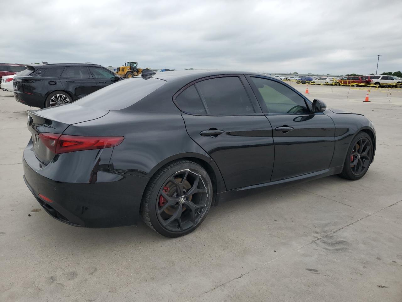 Автомобиль ALFA ROMEO GIULIA 2019 | GrandCar Автомобиль ALFA ROMEO GIULIA 2019 | GrandCar