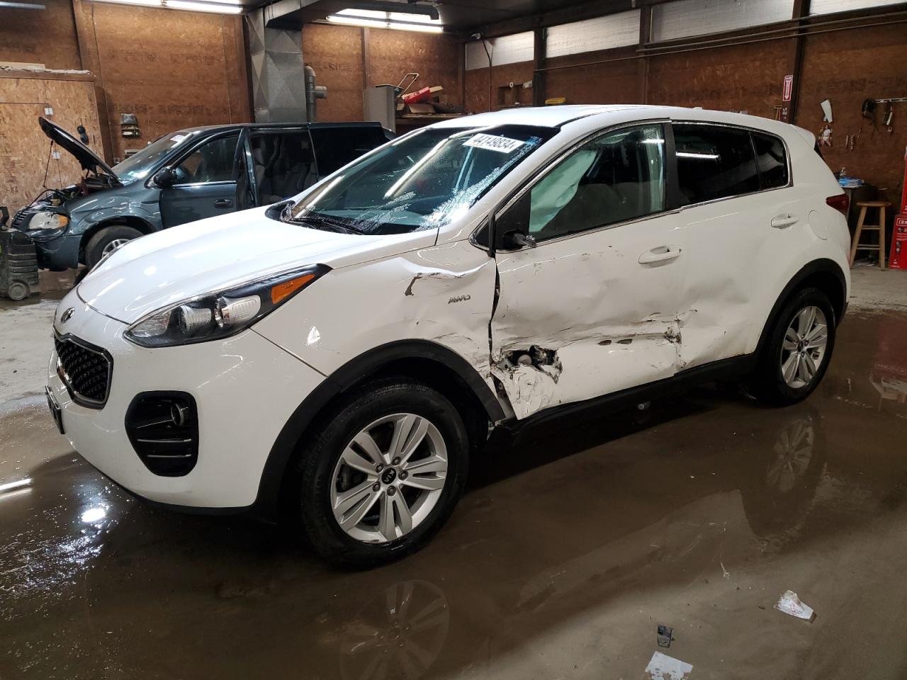 Автомобіль KIA SPORTAGE LX 2017 | GrandCar Автомобіль KIA SPORTAGE LX 2017 | GrandCar