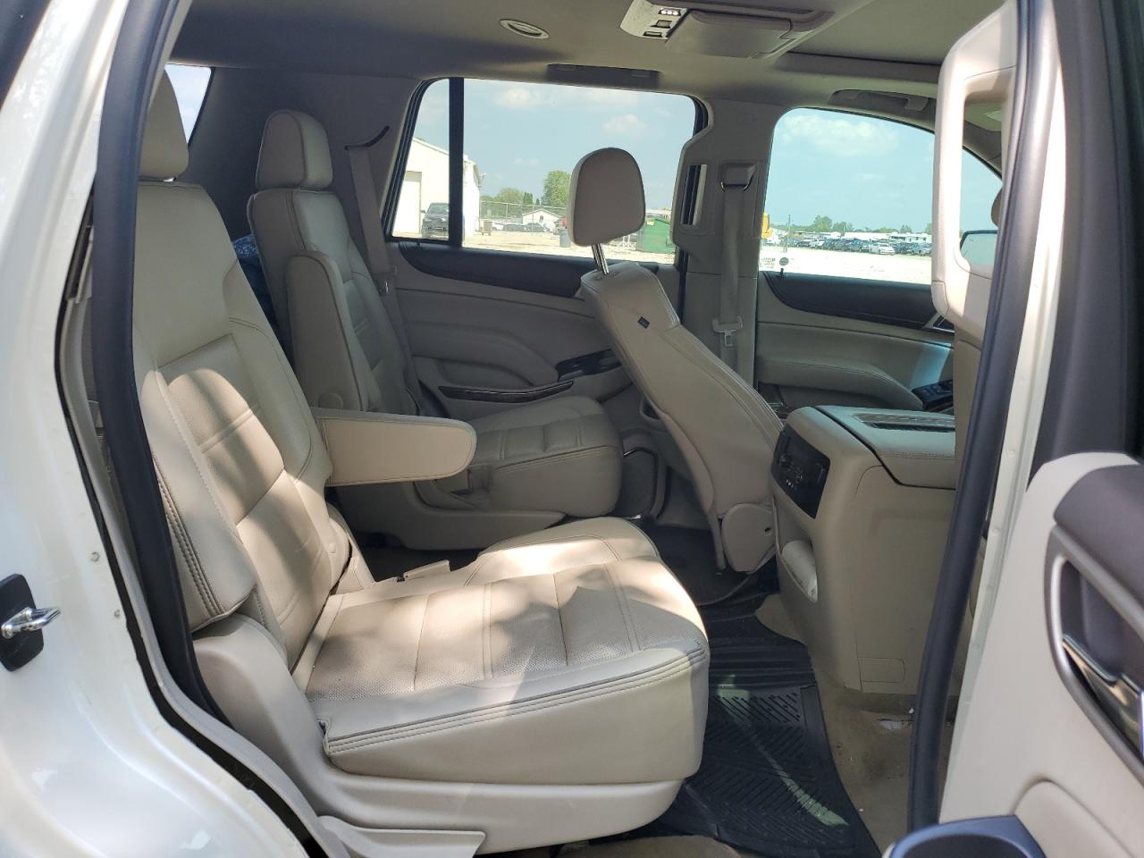 Автомобиль GMC YUKON DENALI 2015 | GrandCar Автомобиль GMC YUKON DENALI 2015 | GrandCar
