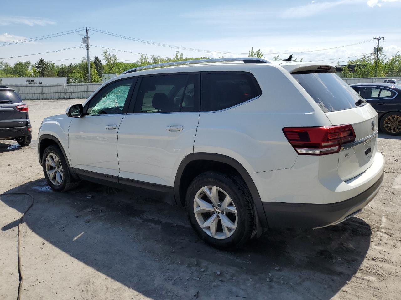 Автомобиль VOLKSWAGEN ATLAS SE 2018 | GrandCar Автомобиль VOLKSWAGEN ATLAS SE 2018 | GrandCar