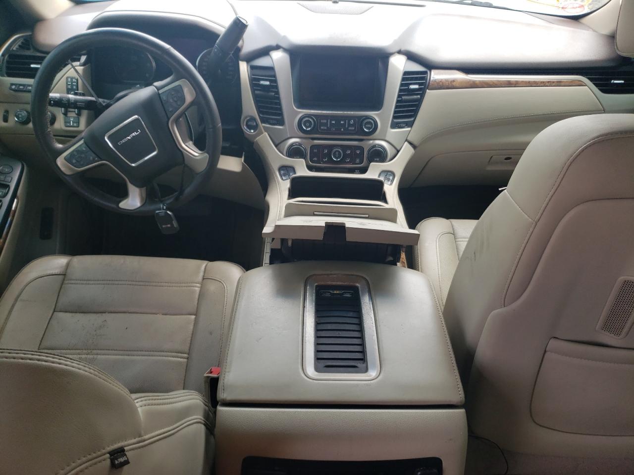 Автомобиль GMC YUKON DENALI 2015 | GrandCar Автомобиль GMC YUKON DENALI 2015 | GrandCar
