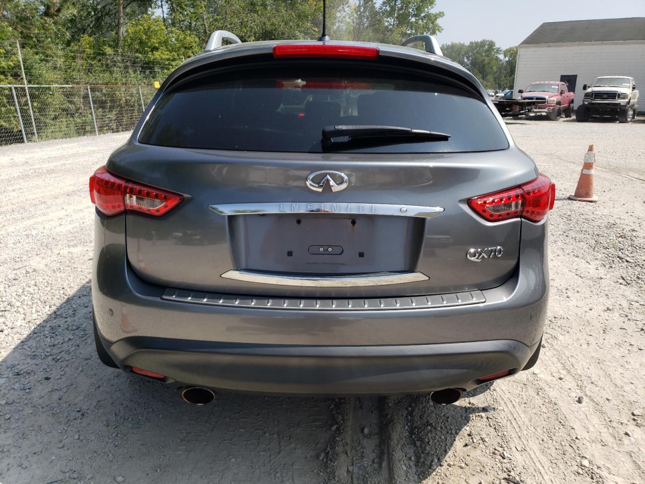 Автомобіль INFINITI QX70 2015 | GrandCar Автомобіль INFINITI QX70 2015 | GrandCar