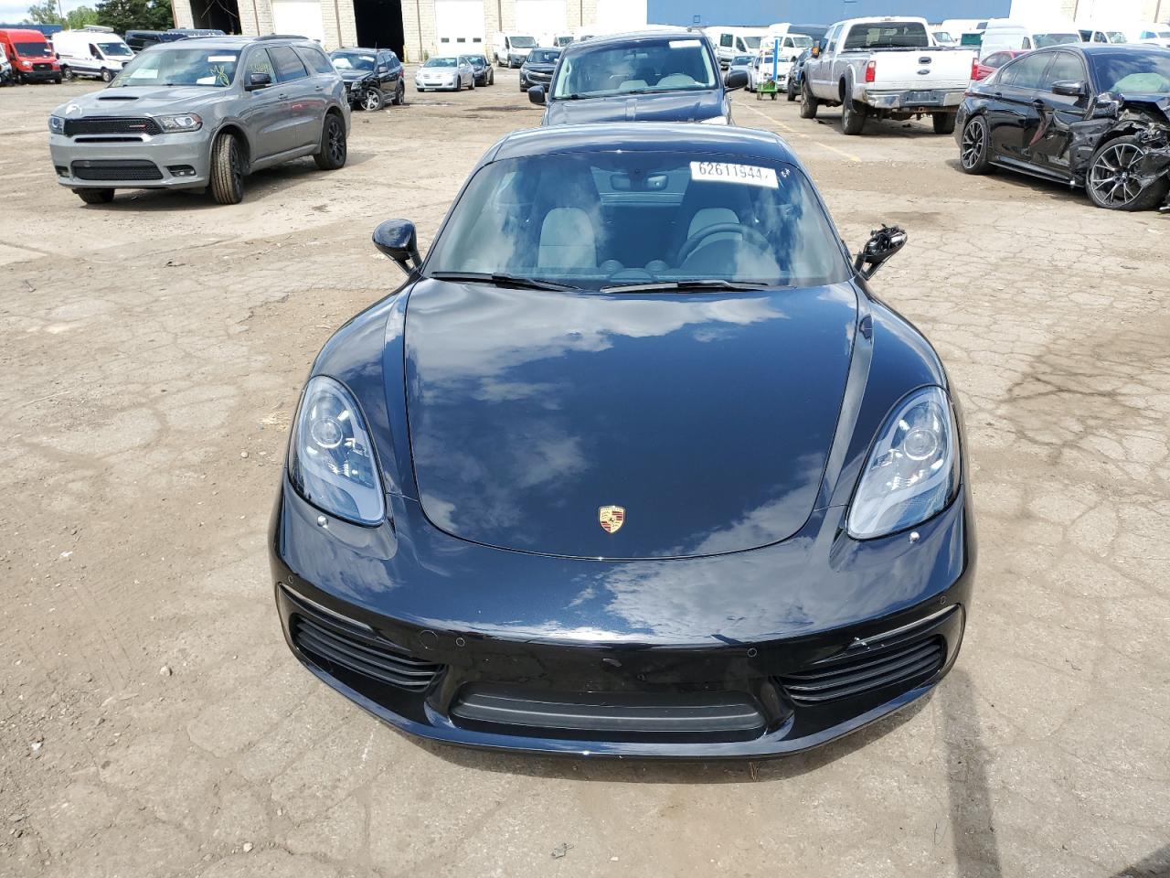 Автомобиль PORSCHE CAYMAN BASE 2024 | GrandCar Автомобиль PORSCHE CAYMAN BASE 2024 | GrandCar