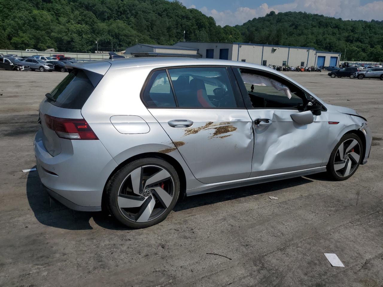 Автомобиль VOLKSWAGEN GTI SE 2022 | GrandCar Автомобиль VOLKSWAGEN GTI SE 2022 | GrandCar